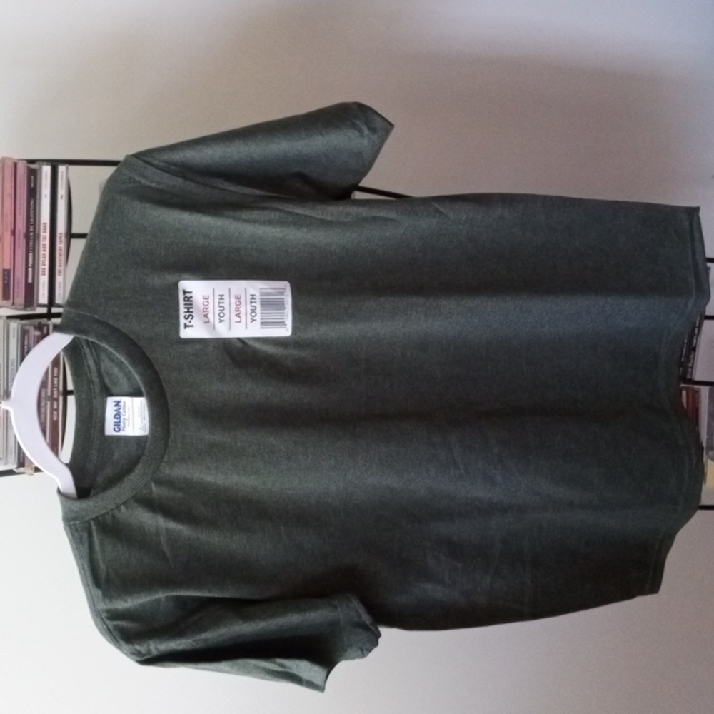 Gilban "heavy cotton" YOUTH LARGE green tee shirt, NWT